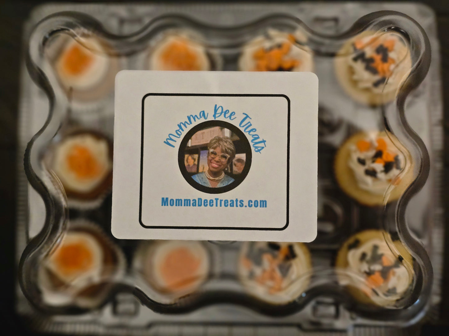 Vanilla and and Pumpkin Spice Pound Cake Mini Muffin 12-pack