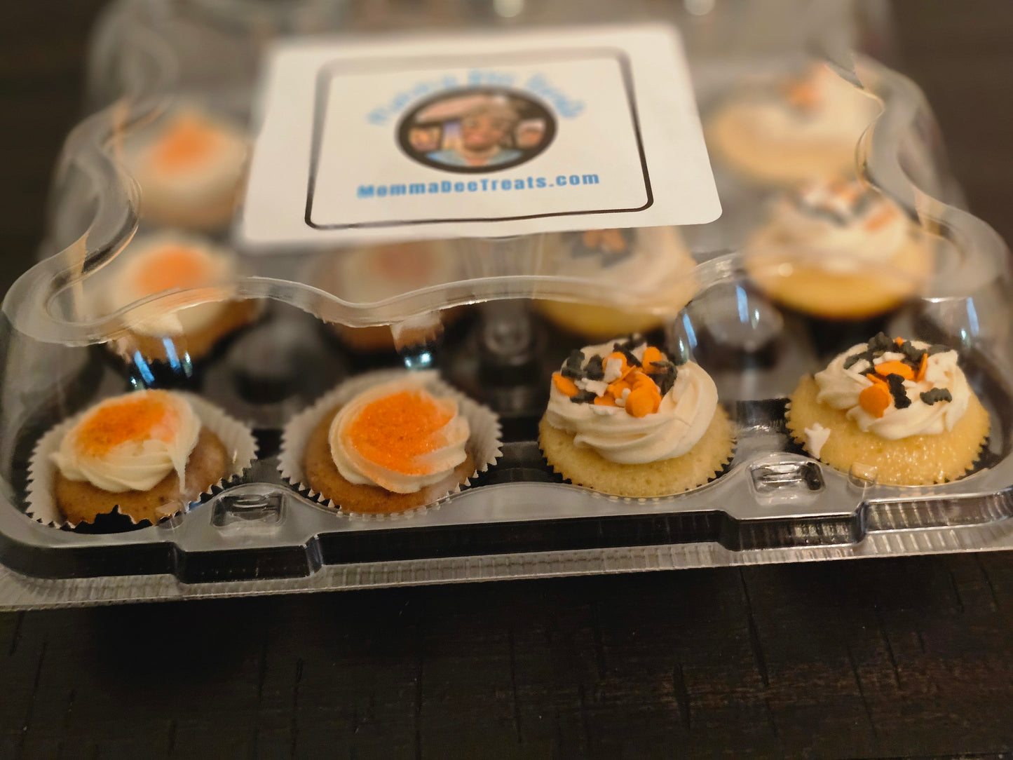 Vanilla and and Pumpkin Spice Pound Cake Mini Muffin 12-pack