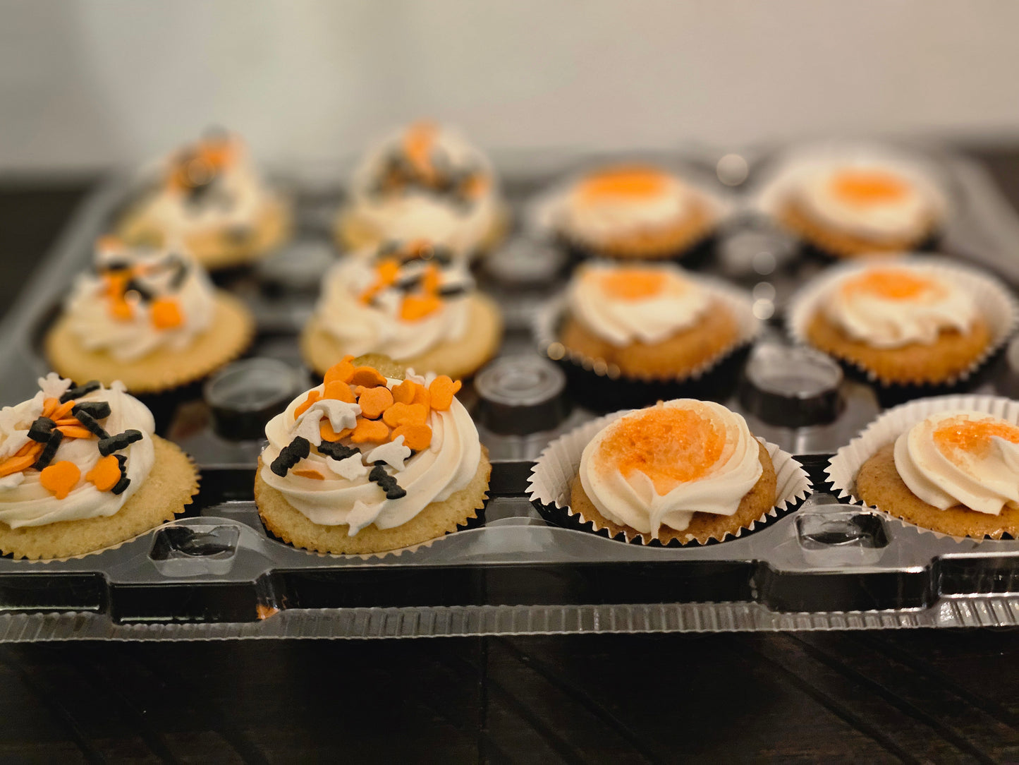 Vanilla and and Pumpkin Spice Pound Cake Mini Muffin 12-pack